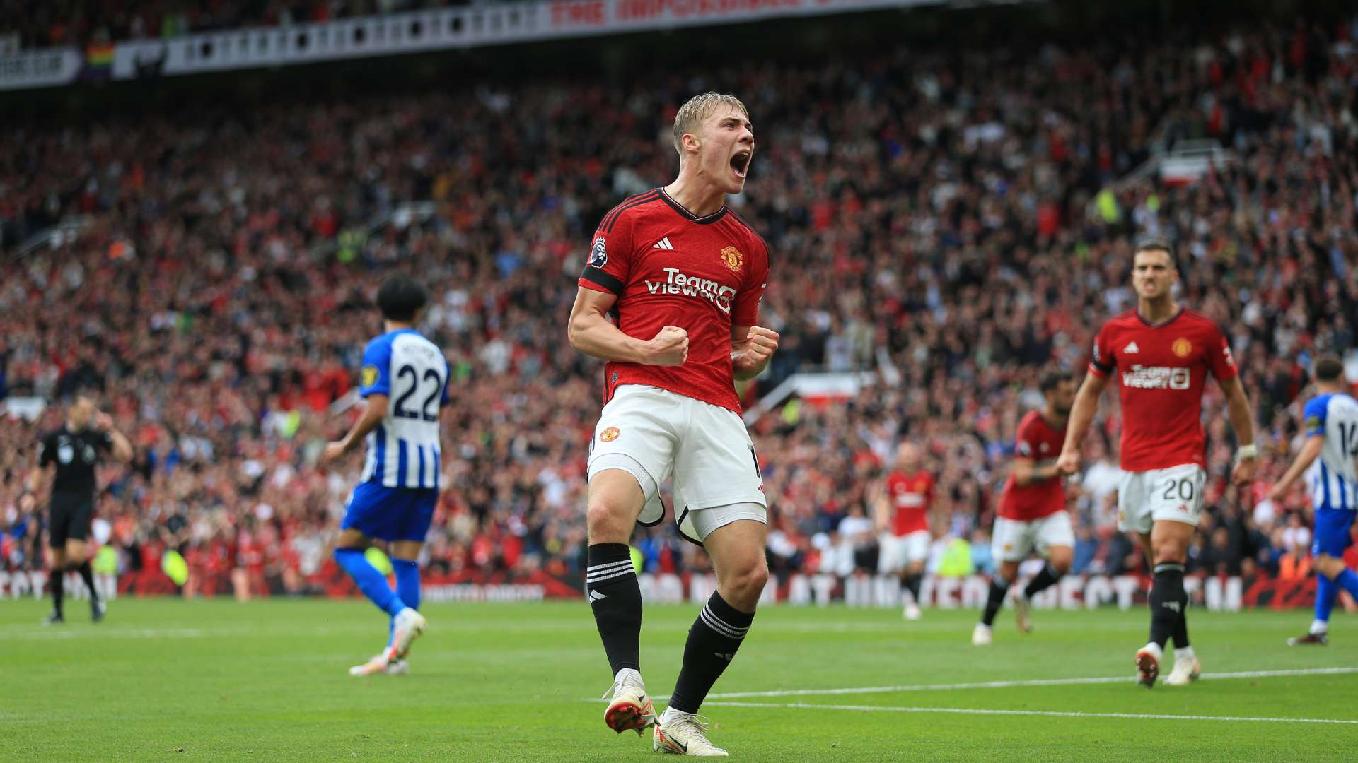 欧冠周最佳阵容：姆巴佩、巴尔韦德、维蒂尼亚、舒梅切尔在列.